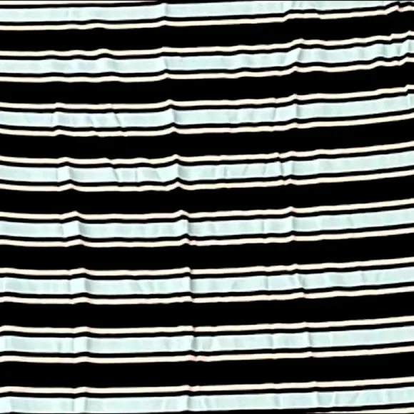 Striped Julia LulaRoe - Picture 2 of 2